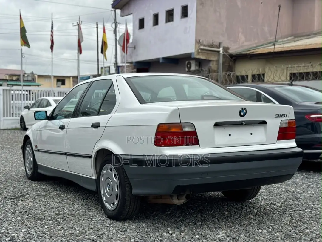 BMW 316i 1995 White