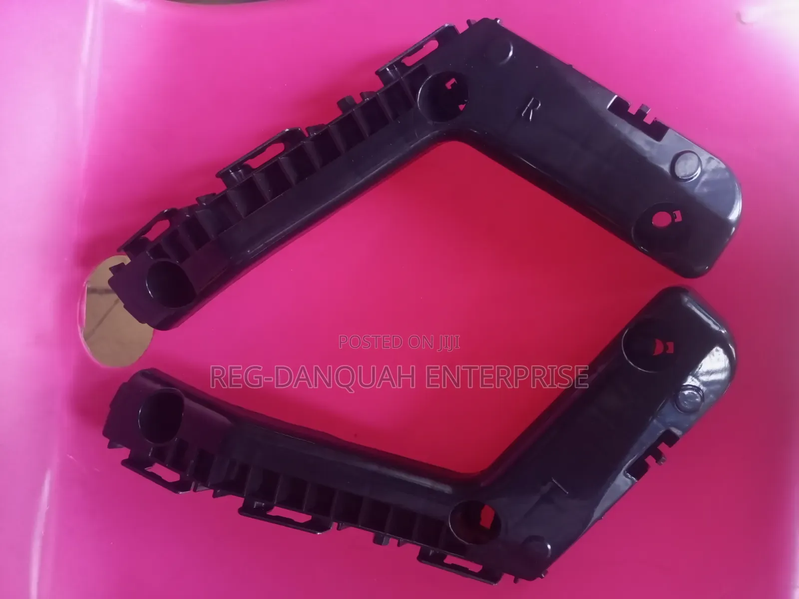 Corolla 2014 Bumper Locker