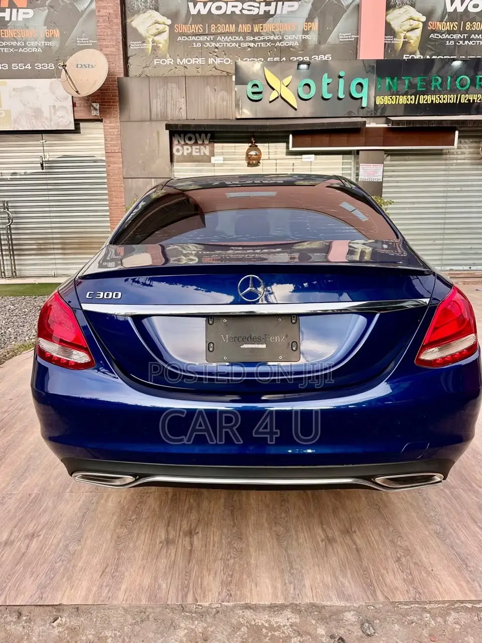 Mercedes-Benz C300 2018 Blue