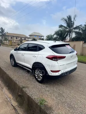 Hyundai Tucson SE FWD 2017 White