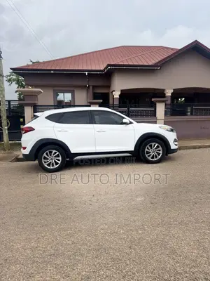 Hyundai Tucson SE FWD 2017 White