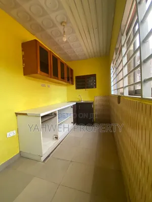 2bdrm House in Spintex Baatsona, Accra Metropolitan for rent