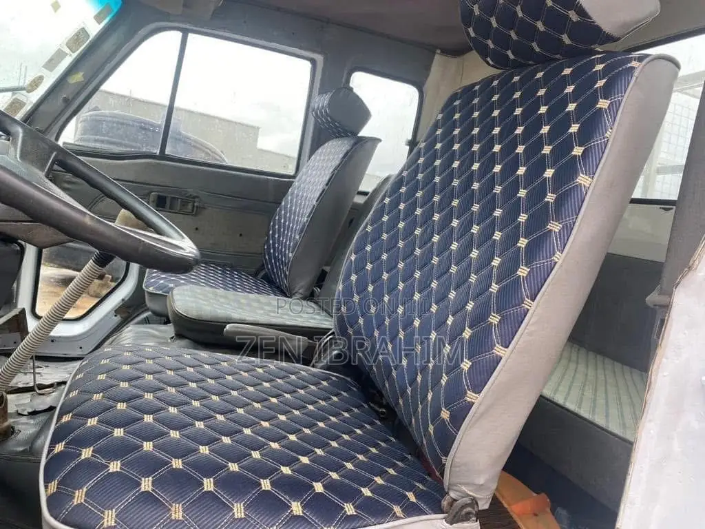 Kia Rhino 2 2004 White