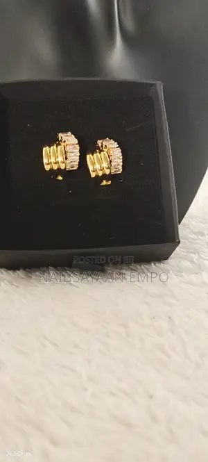 Zirconia Twist Knot Earrings