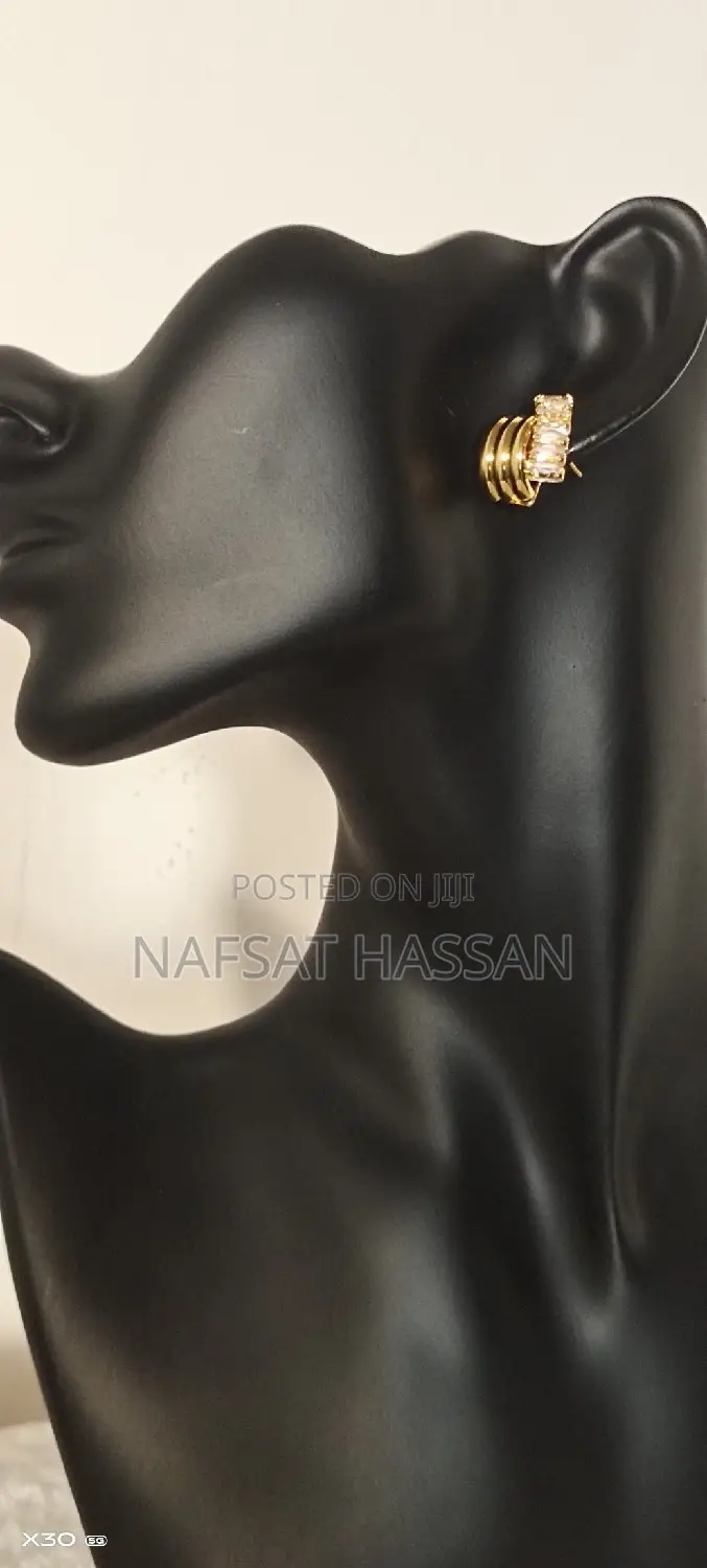 Zirconia Twist Knot Earrings