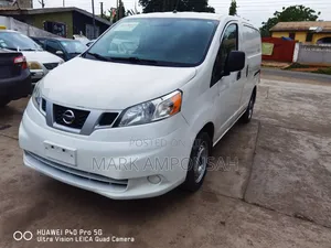 Nissan NV200 2018 White