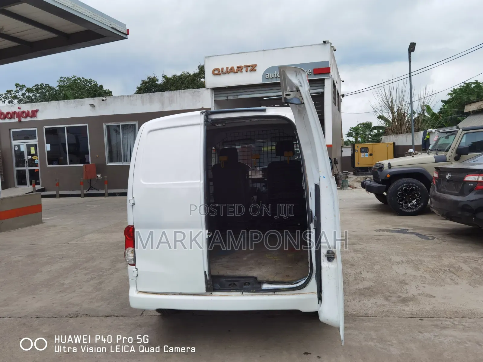 Nissan NV200 2018 White