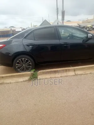 Toyota Corolla 2015 Black