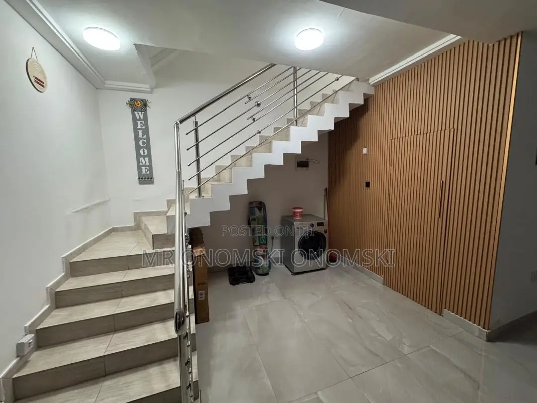 Studio Luxurious Rooms Located at Tema Community 12 New Road Klagon