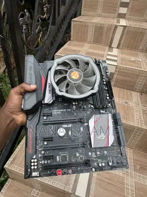 ASUS Maximus VIII Hero+ I7 Cpu+ Thermaltake RGB CPU Cooler