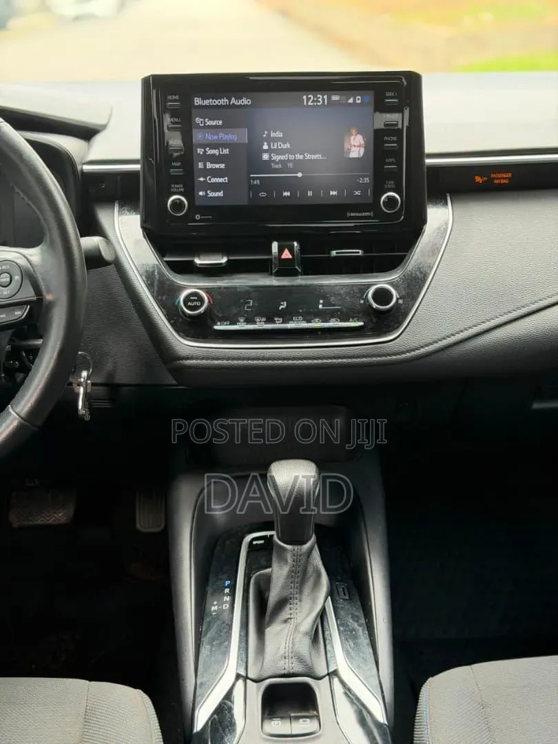 Toyota Corolla 2022 White