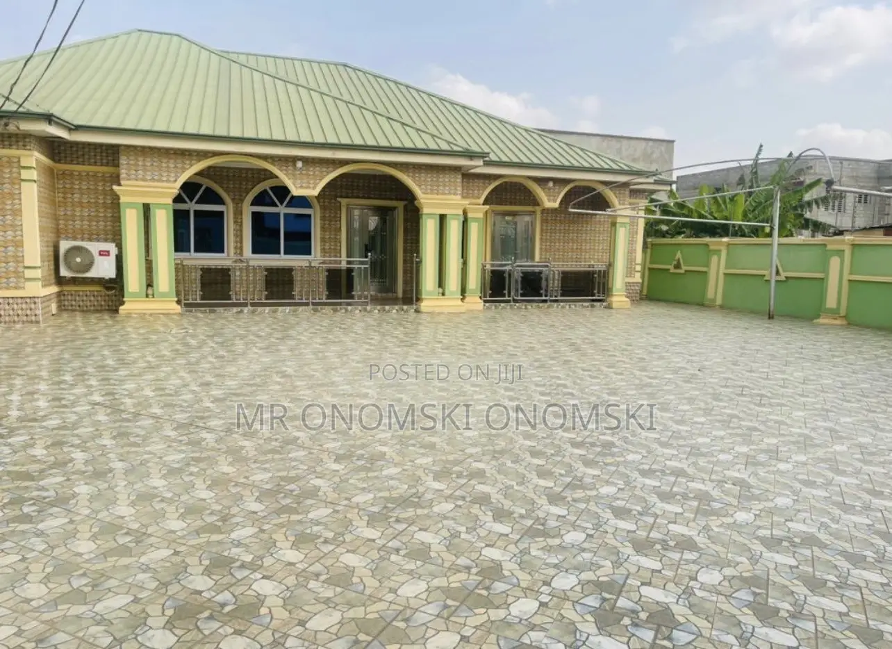 3 Bedroom Royal Apartment at Community 12 New Road Klagon