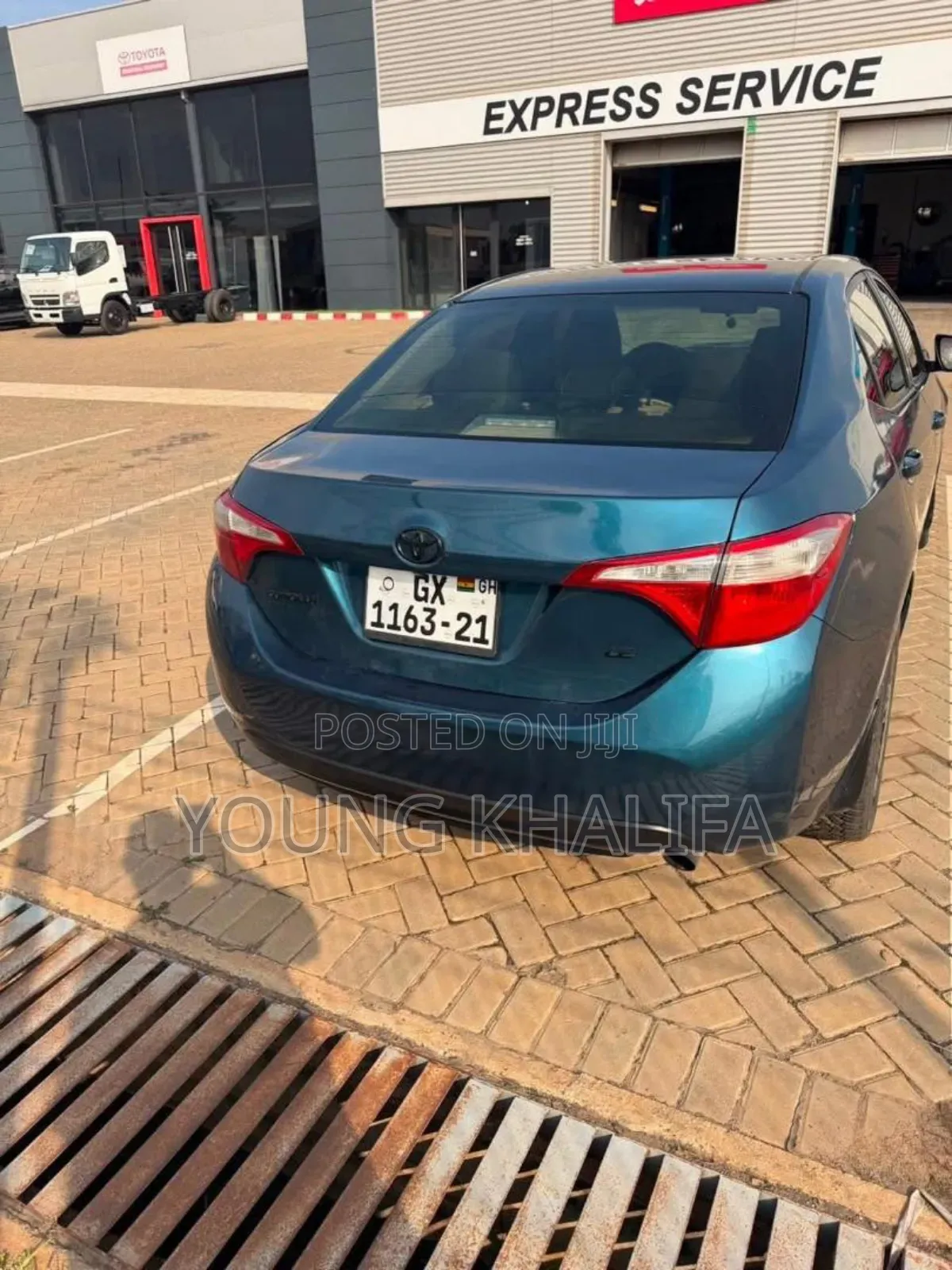 Toyota Corolla 2016 Blue