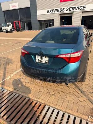 Toyota Corolla 2016 Blue