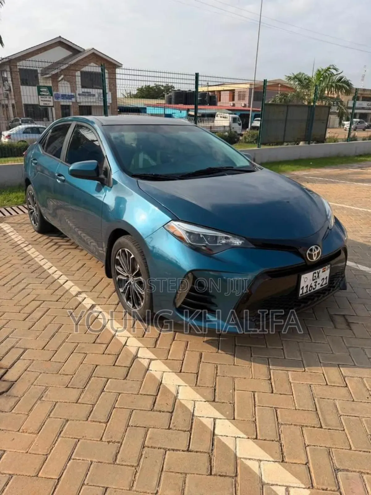 Toyota Corolla 2016 Blue