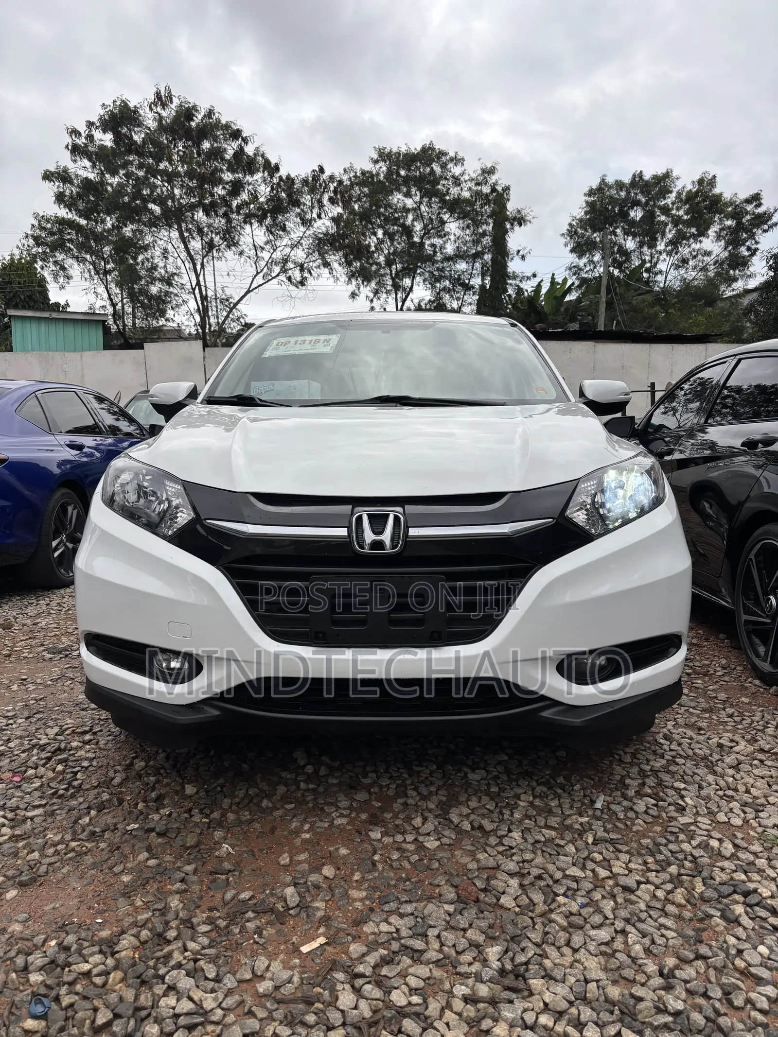 Honda HR-V 4dr SUV (1.5L 4cyl CVT) 2016 White