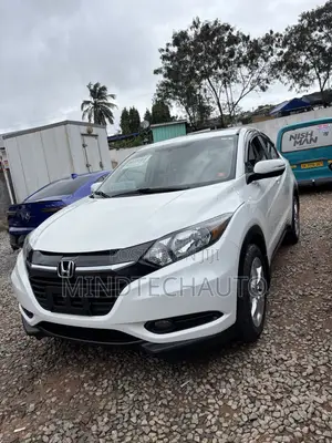 Honda HR-V 4dr SUV (1.5L 4cyl CVT) 2016 White