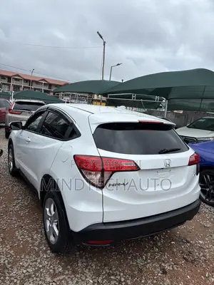 Honda HR-V 4dr SUV (1.5L 4cyl CVT) 2016 White