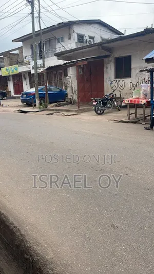 Shop in New Town Agbajena, Accra Metropolitan for Rent