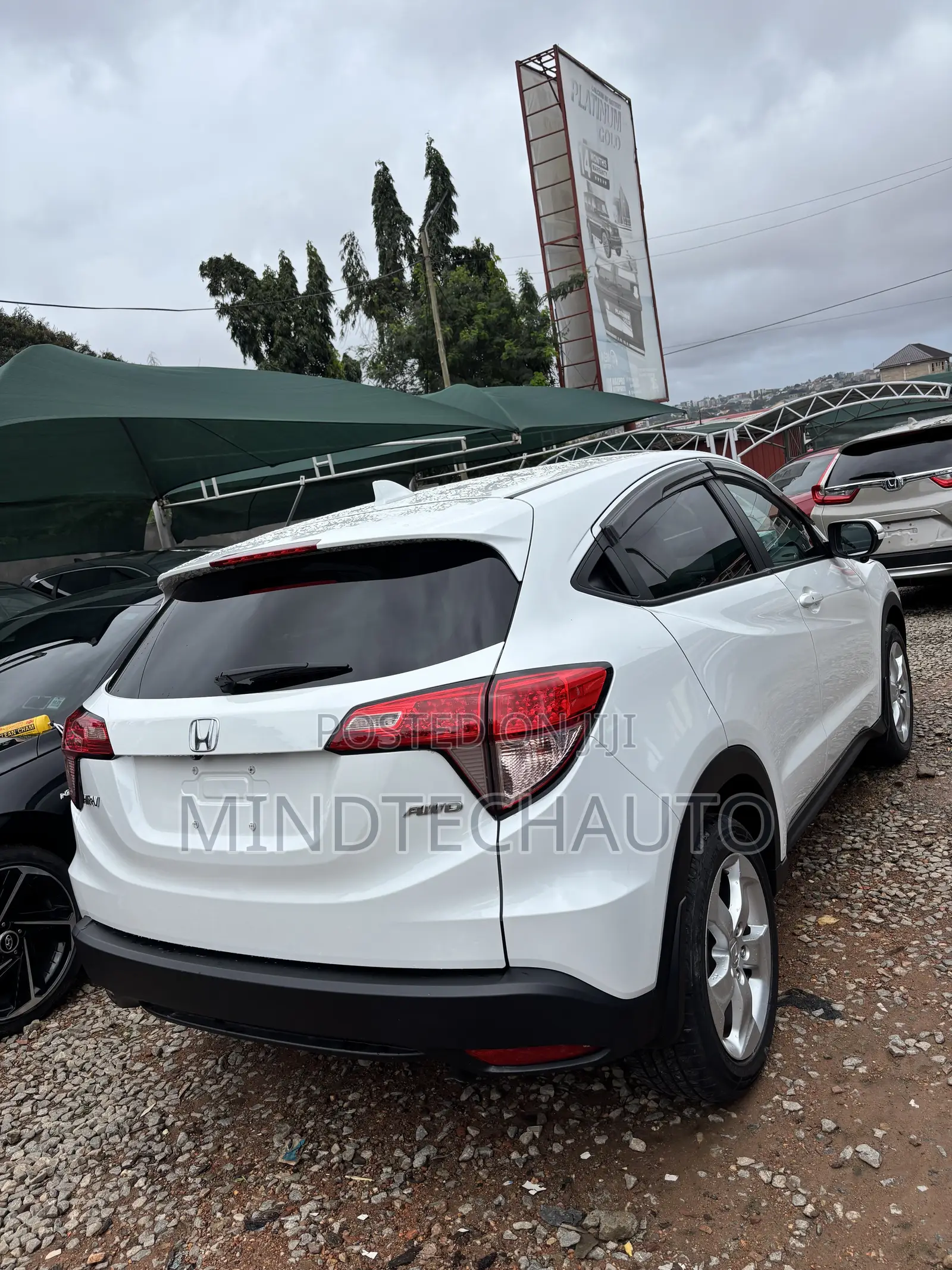 Honda HR-V 4dr SUV (1.5L 4cyl CVT) 2016 White
