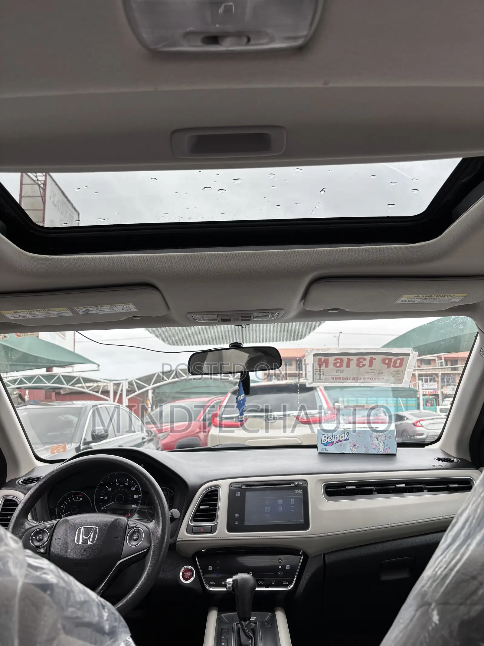 Honda HR-V 4dr SUV (1.5L 4cyl CVT) 2016 White