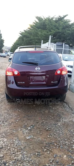 Nissan Rogue 2010 Red