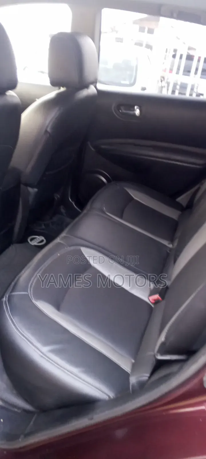 Nissan Rogue 2010 Red