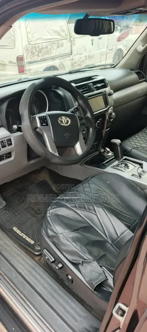 Toyota 4-Runner Limited 4X4 2013 Gray