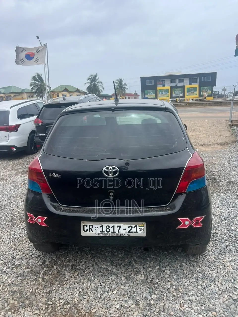 Toyota Vitz 1.3 AWD 3dr 2010 Black