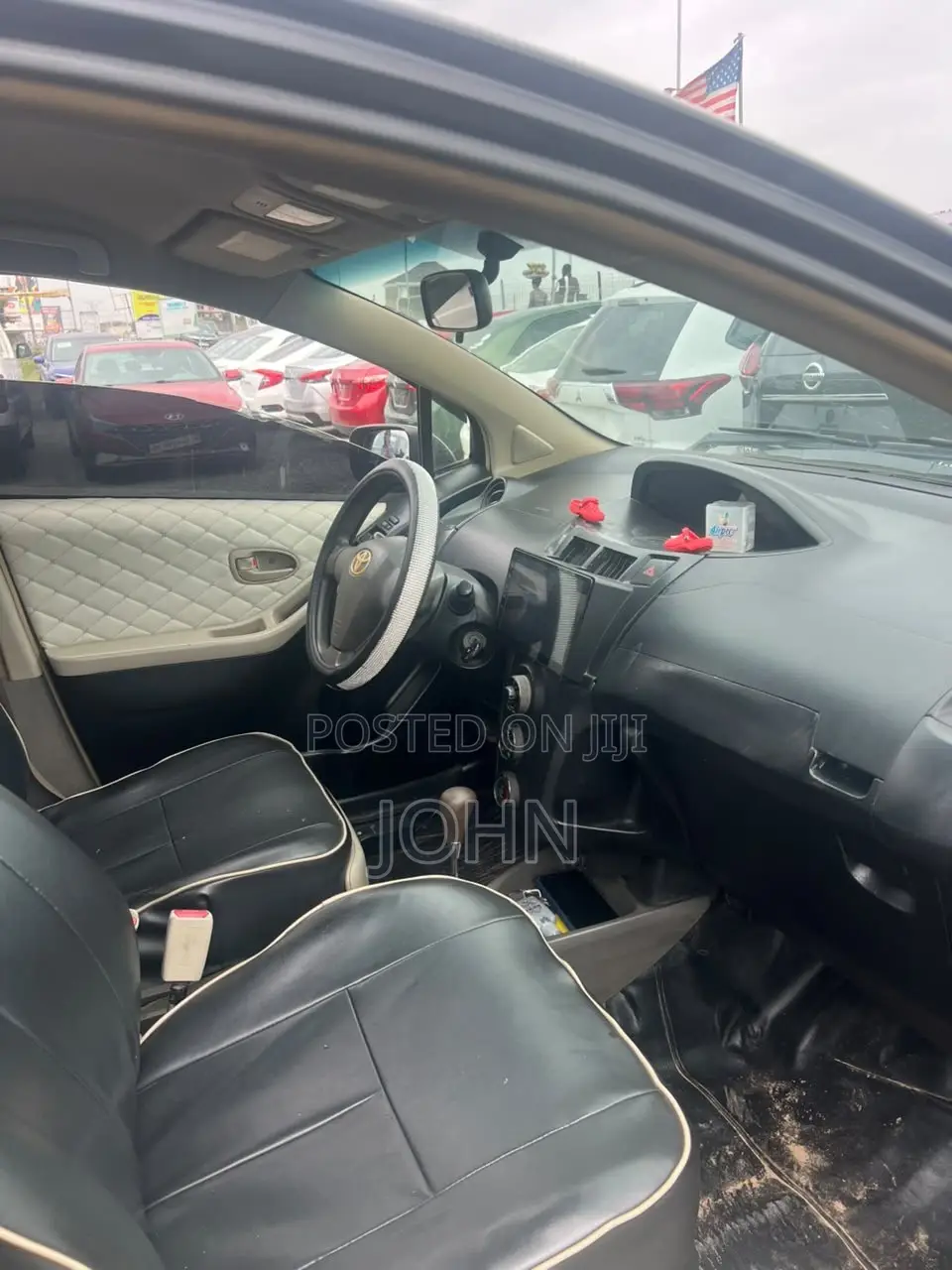 Toyota Vitz 1.3 AWD 3dr 2010 Black