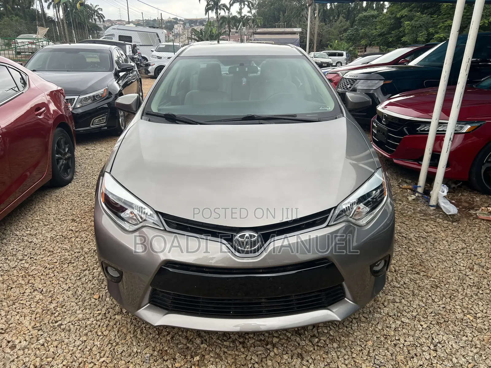 Toyota Corolla 2016 Brown