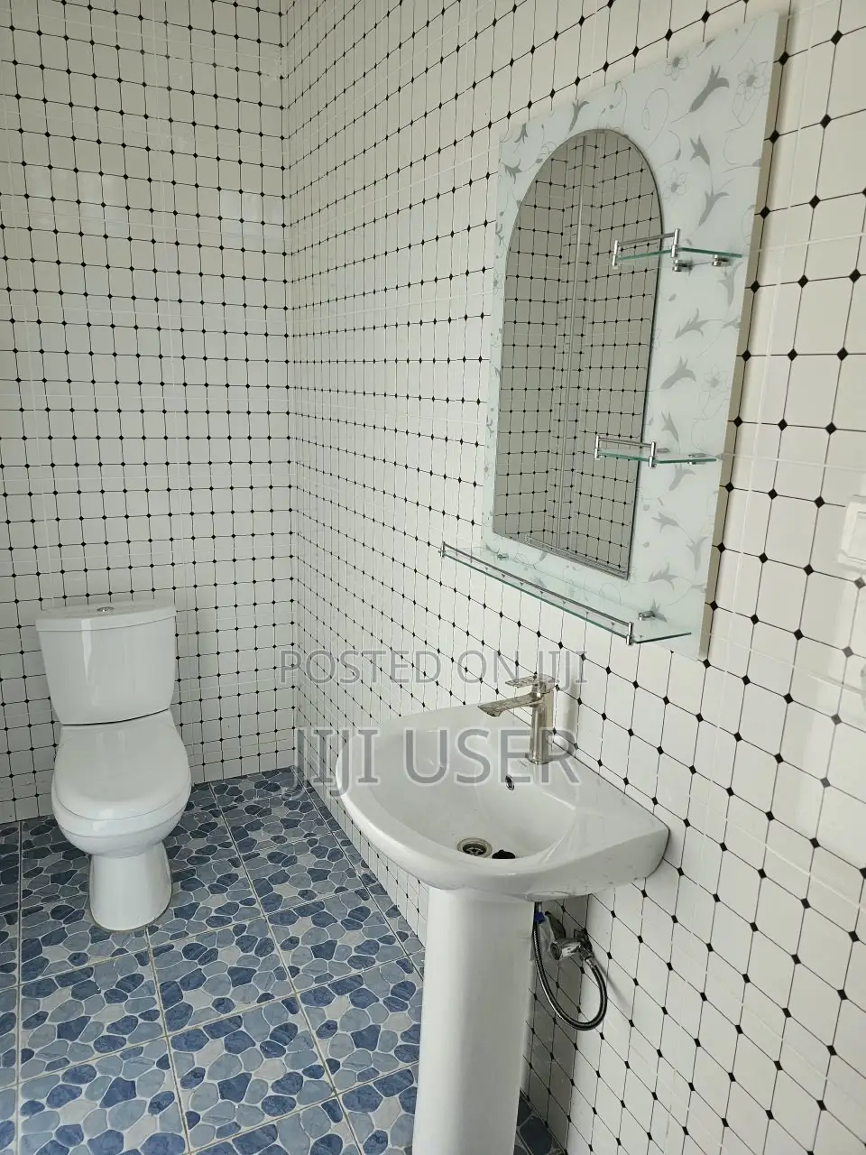2bdrm Apartment in Appiadu Near Knust, Kumasi Metropolitan for rent