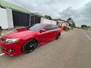 Toyota Camry 2014 Red