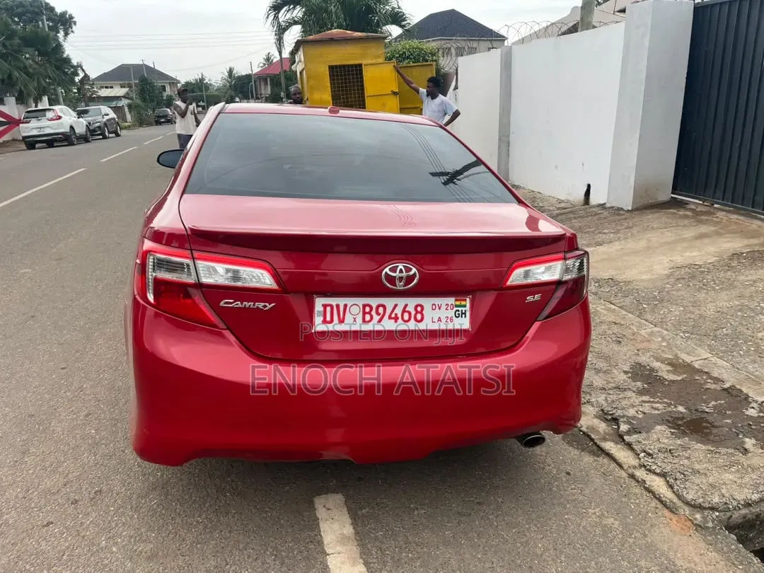 Toyota Camry 2014 Red