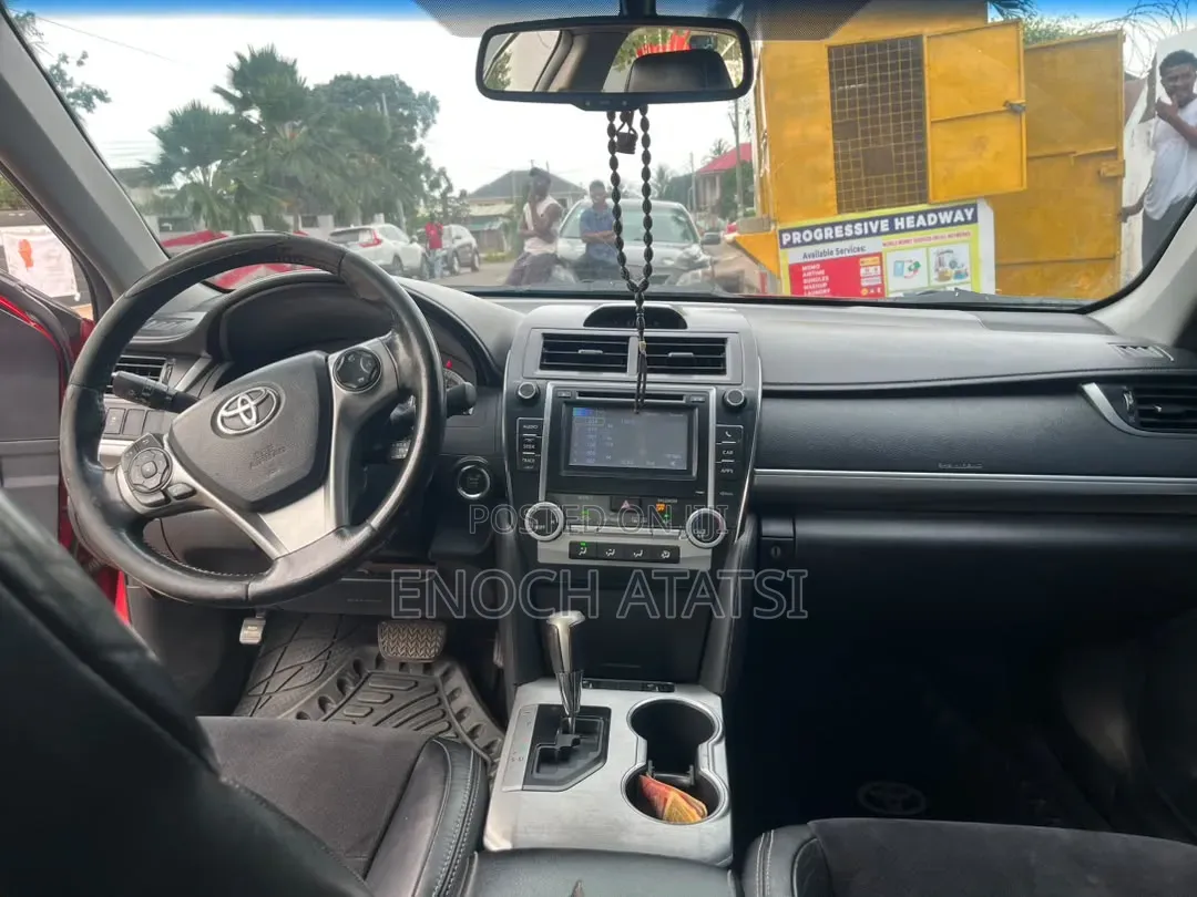 Toyota Camry 2014 Red