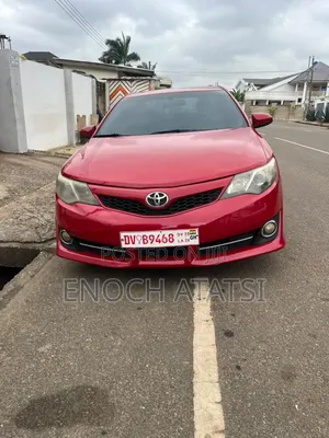 Toyota Camry 2014 Red