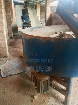 Industrial 3 Phase,7.5KW Pan Mixer, Plus 6mtr, 3mtr Conveyors