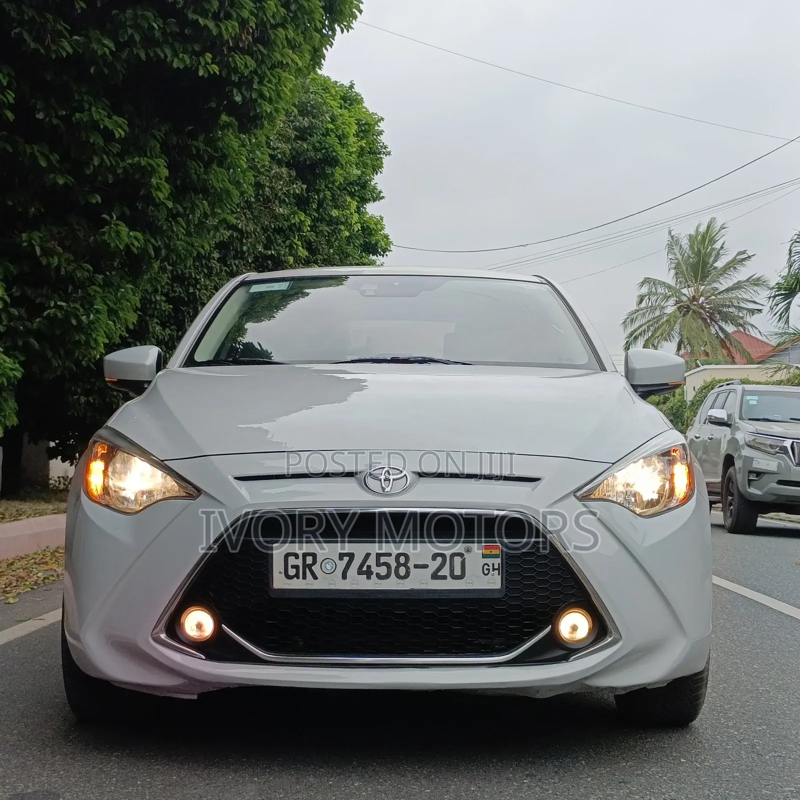 Toyota Yaris 2019 Blue