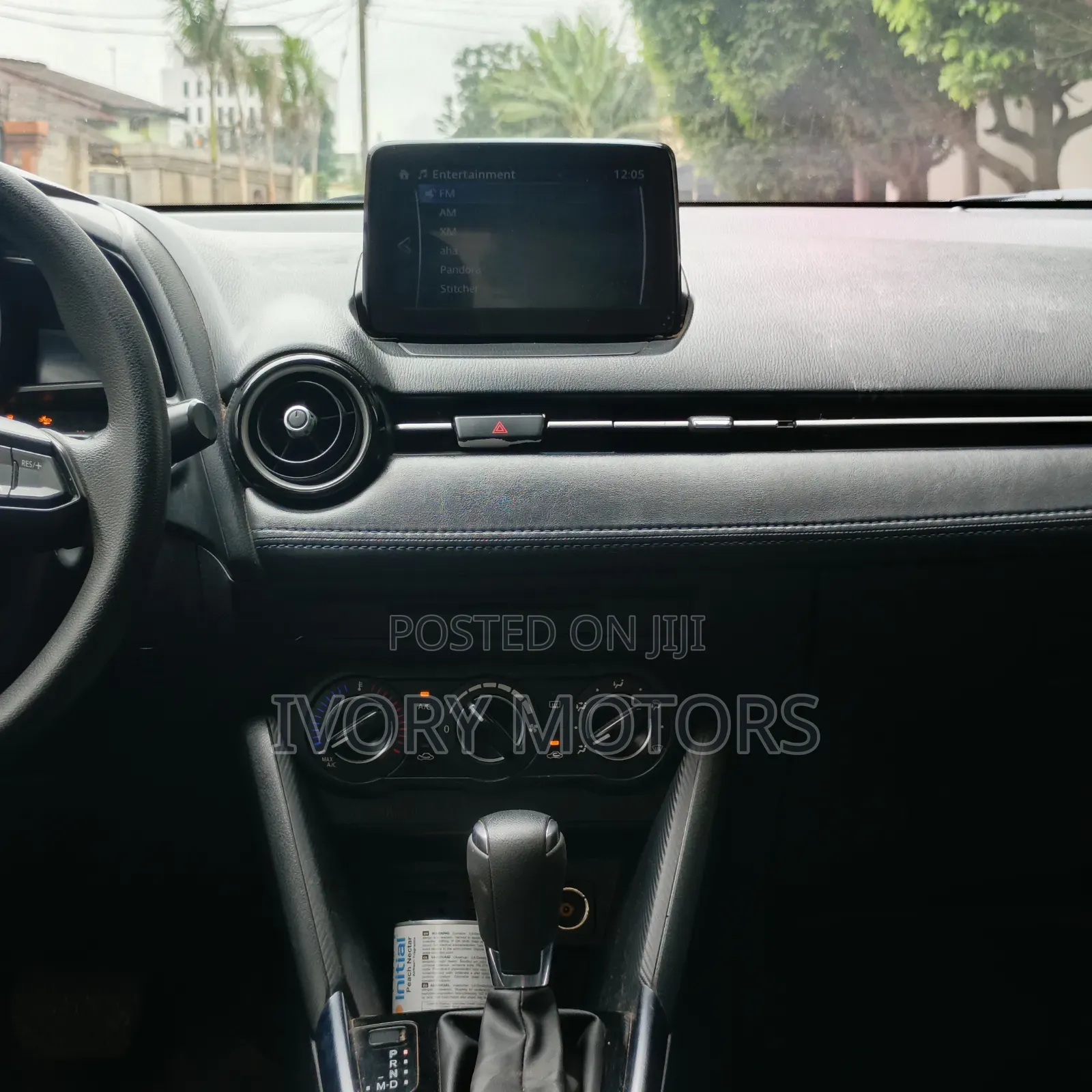 Toyota Yaris 2019 Blue