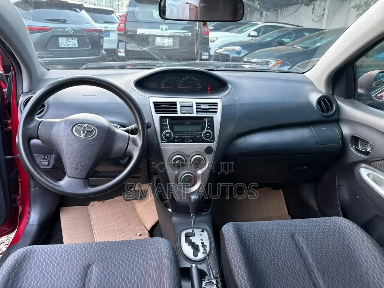 Toyota Yaris 2012 Red