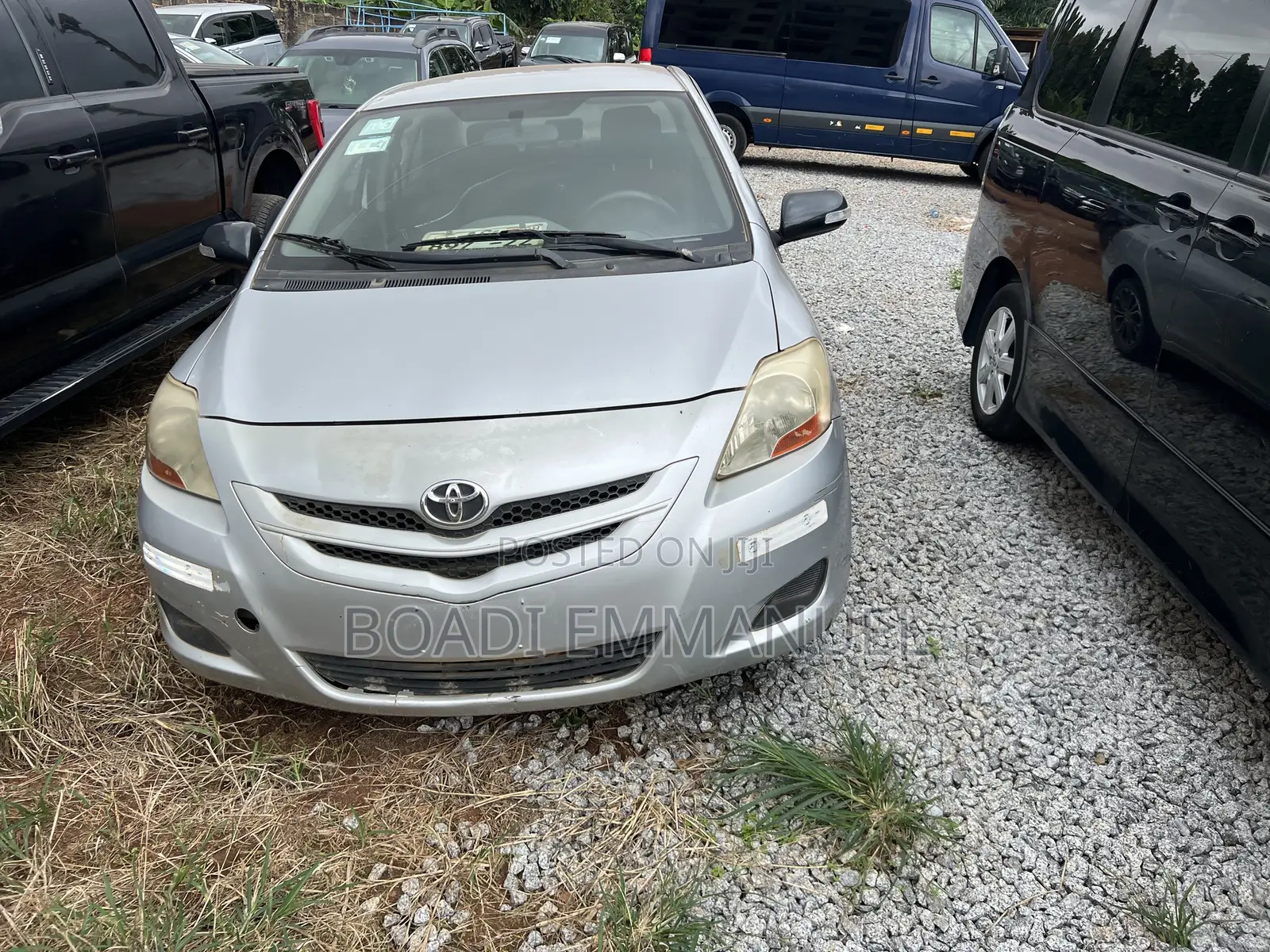 Toyota Yaris 2010 Silver