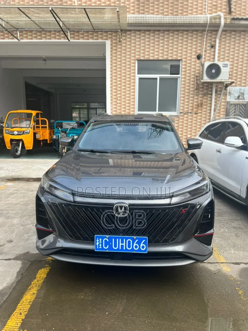 Toyota Yaris 2022 Red