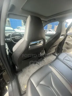 Toyota Yaris 2022 Red