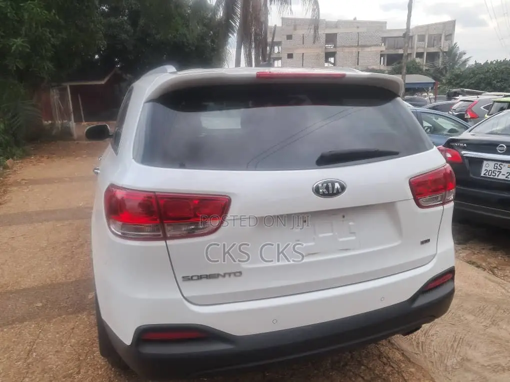 Kia Sorento 2018 White