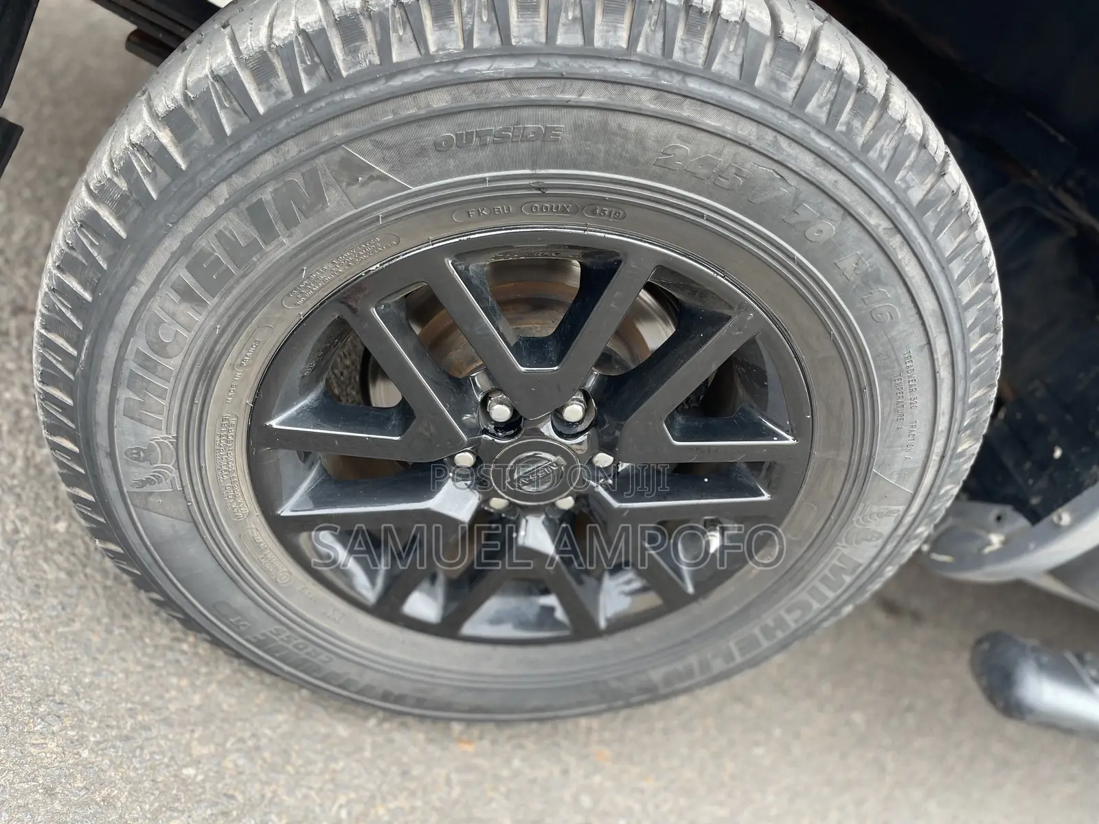 Nissan Frontier 2013 Gray