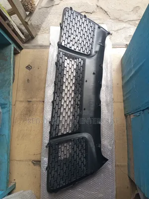 Toyota Camry 2015-2017 Down Grille SE/SPORTS