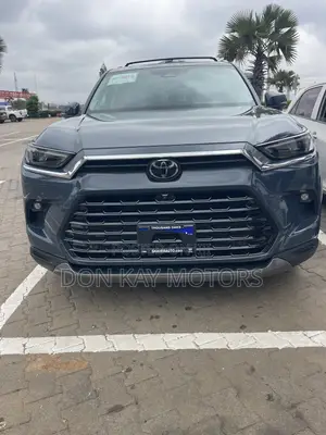 Toyota Highlander Platinum AWD 2024