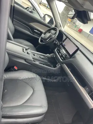 Toyota Highlander Platinum AWD 2024