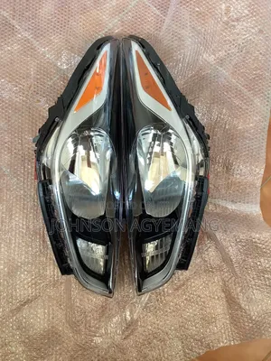 Hyundai Accent 2018 Headlight