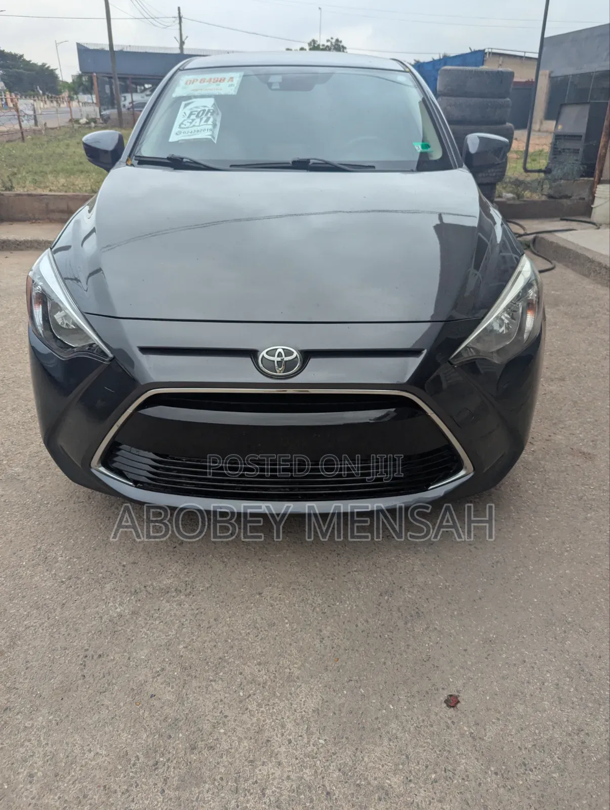 Toyota Yaris 1.5 Sedan L 2020 Gray